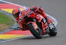Marc Márquez Taklukkan Hujan untuk Rebut Pole di Sachsenring – Zarco dan Bezzecchi Lengkapi Barisan Depan