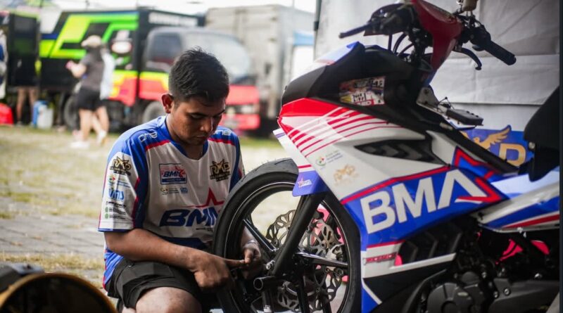 Hot News . Team BMA Racing Aceh Tembus Sulawesi, Turun Full Team di Final SCR Sidrap. Ada Apa Nih?
